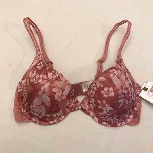 Jessica Simpson push up bra